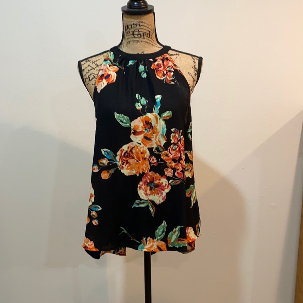 Floral top